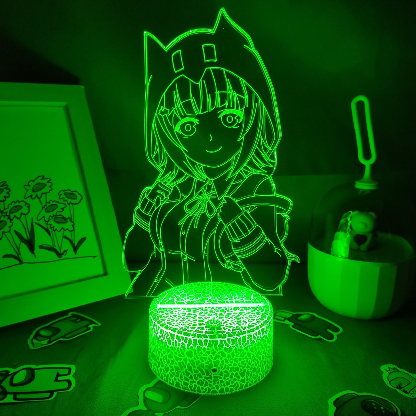 Lampe Led avec personnages du dessin animé.