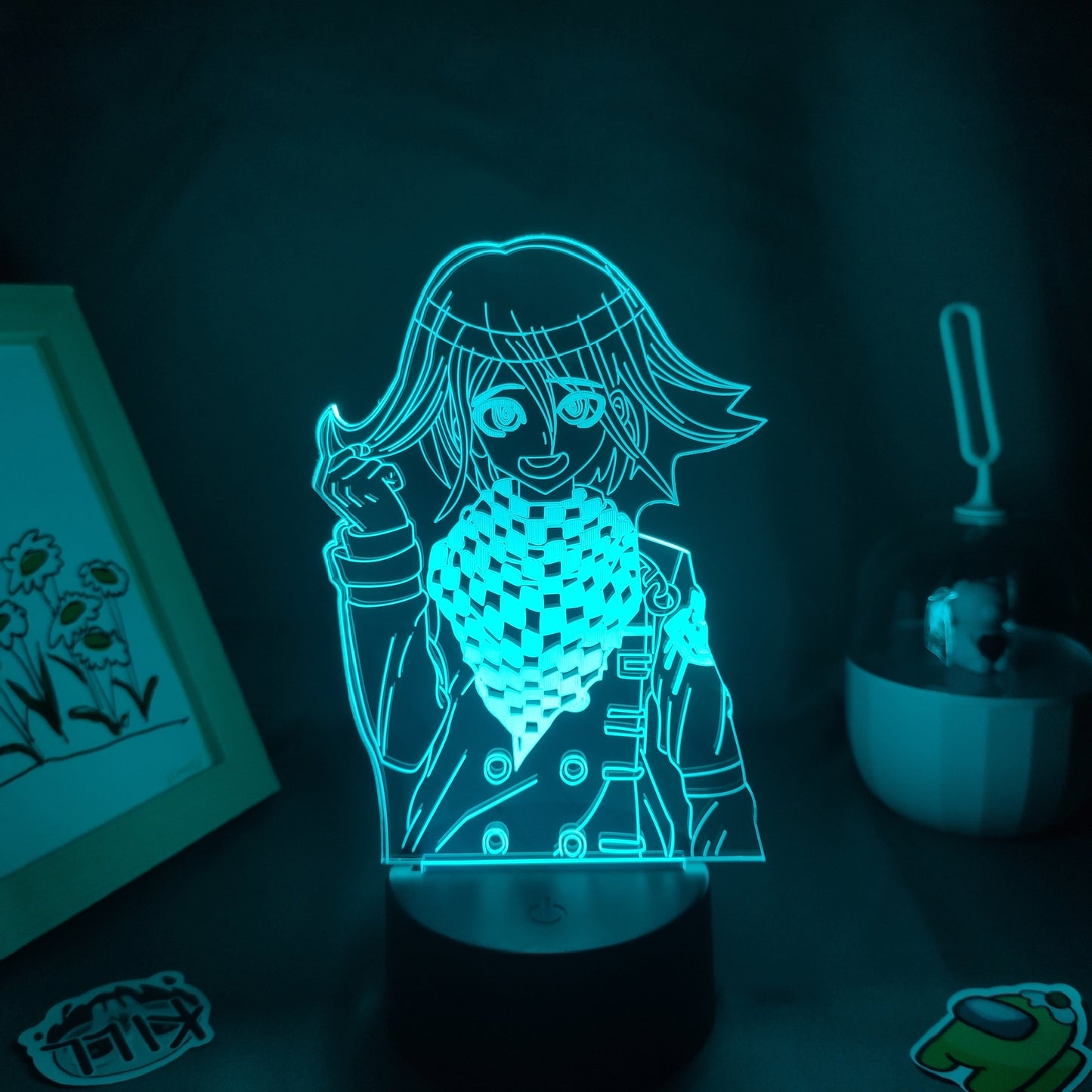 Lampe Led avec personnages du dessin animé.