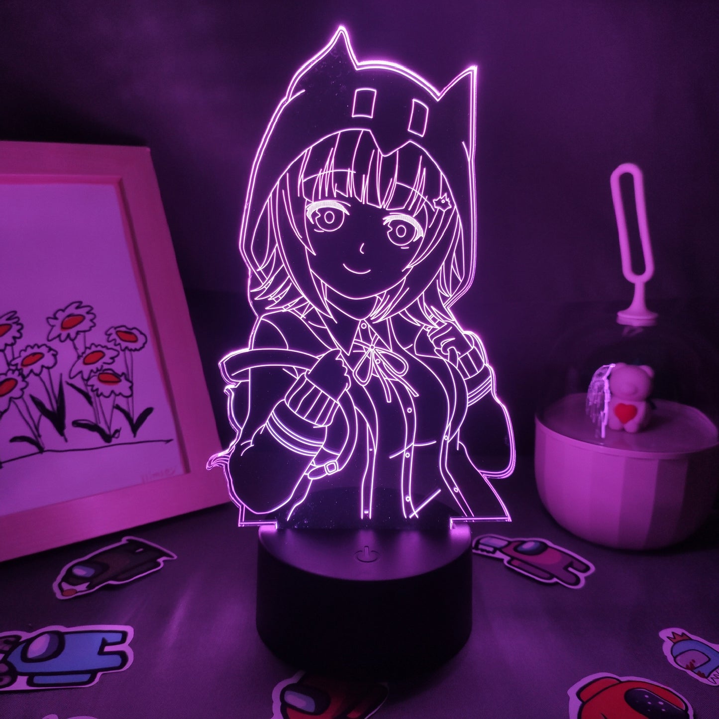 Lampe Led avec personnages du dessin animé.