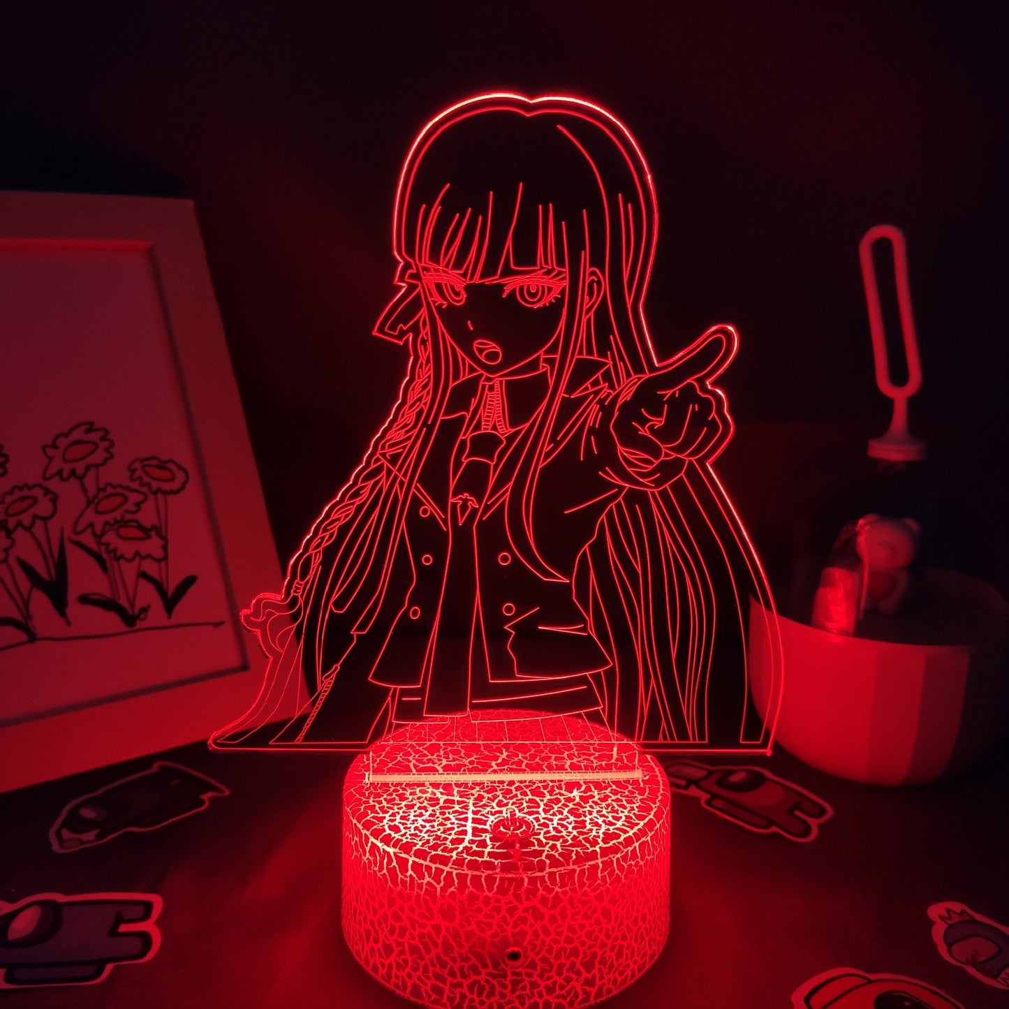 Lampe Led avec personnages du dessin animé.