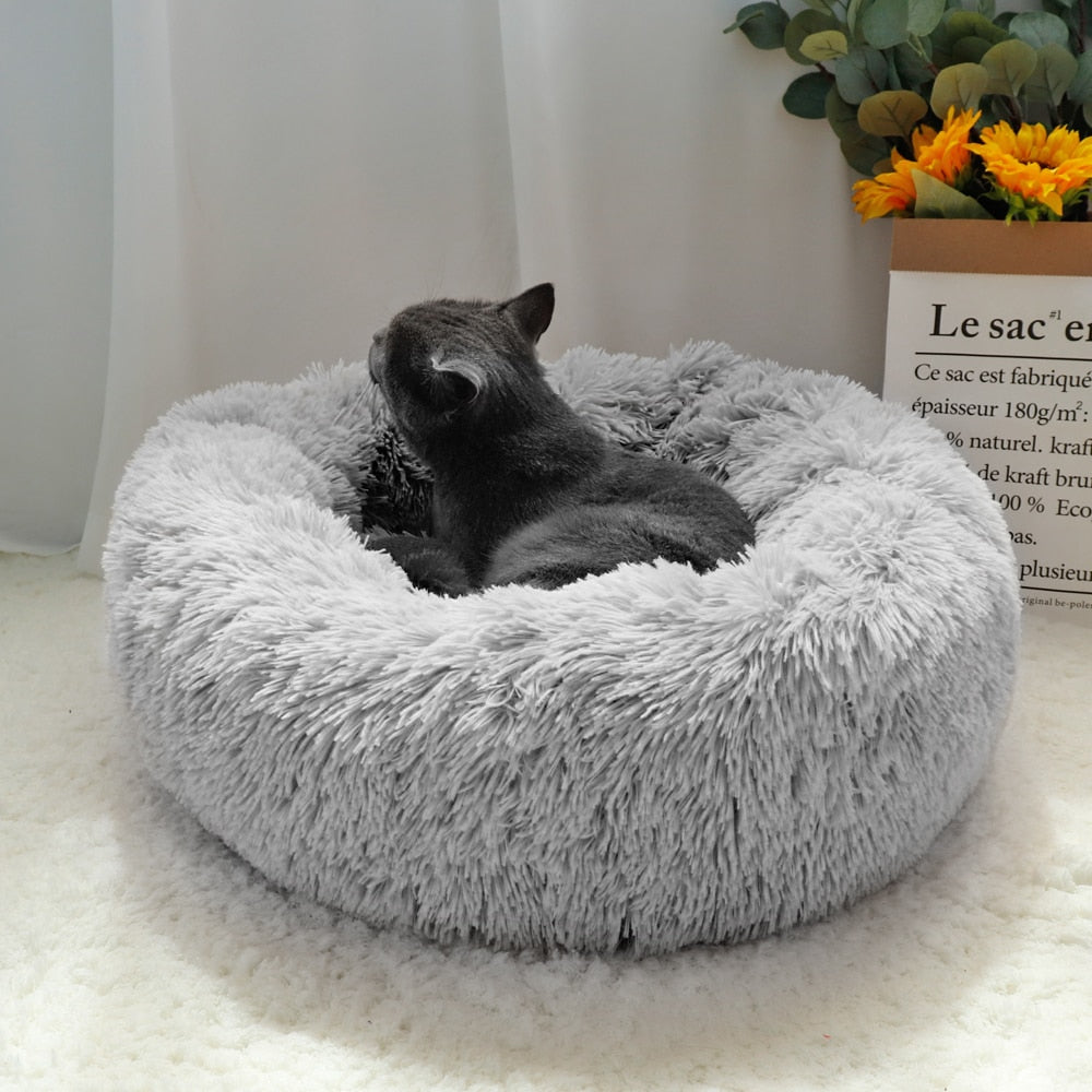 Lit douillet en polaire pour chien et chat.