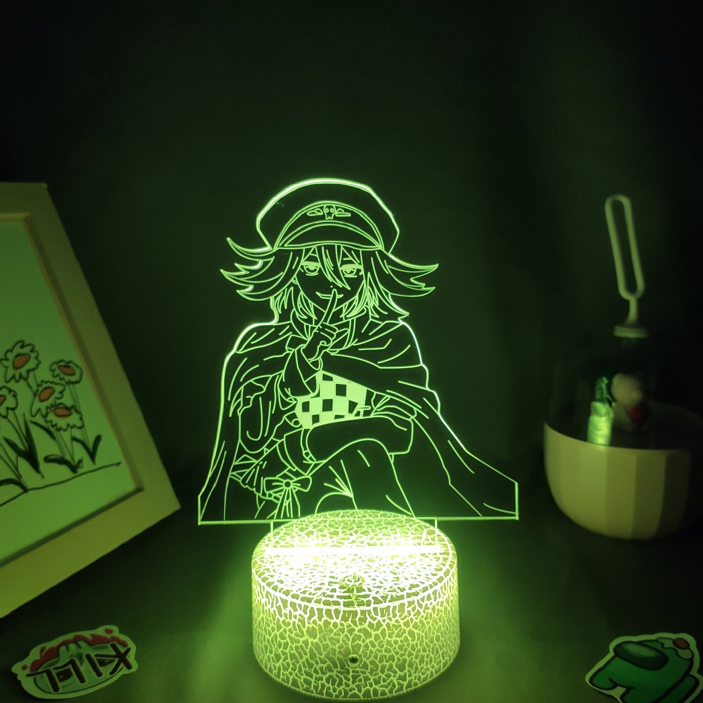 Lampe Led avec personnages du dessin animé.