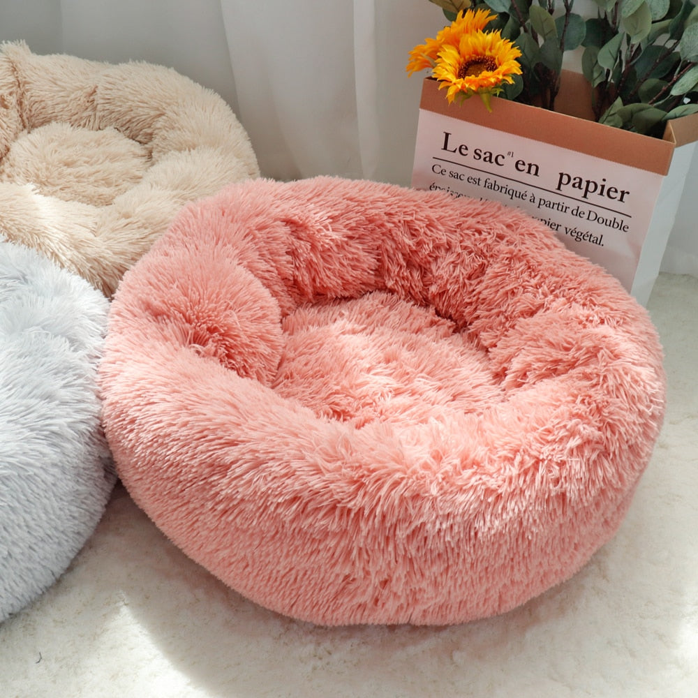 Lit douillet en polaire pour chien et chat.