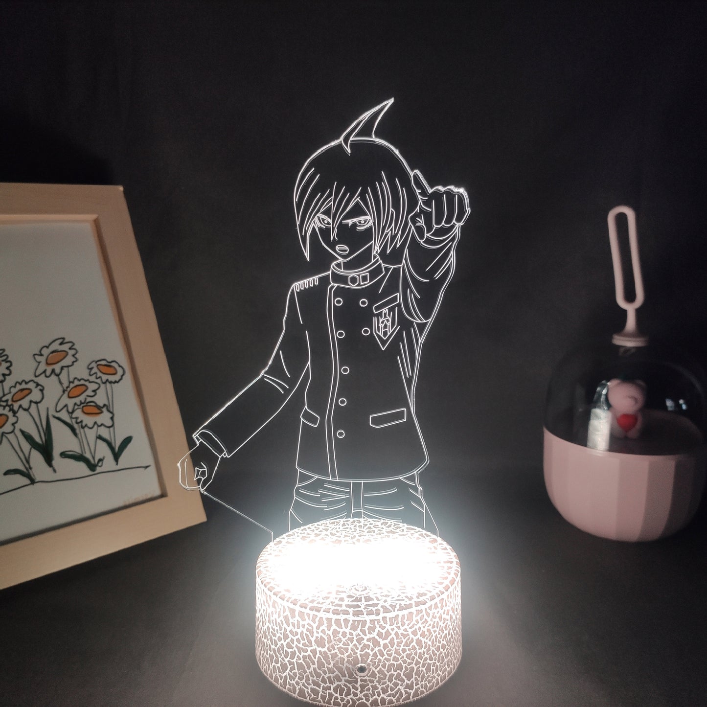 Lampe Led avec personnages du dessin animé.